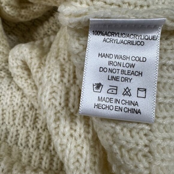 NWT Anthropologie Winslow Button-Shoulder Pullover by ISLA MAUDE - Picture 5 of 7